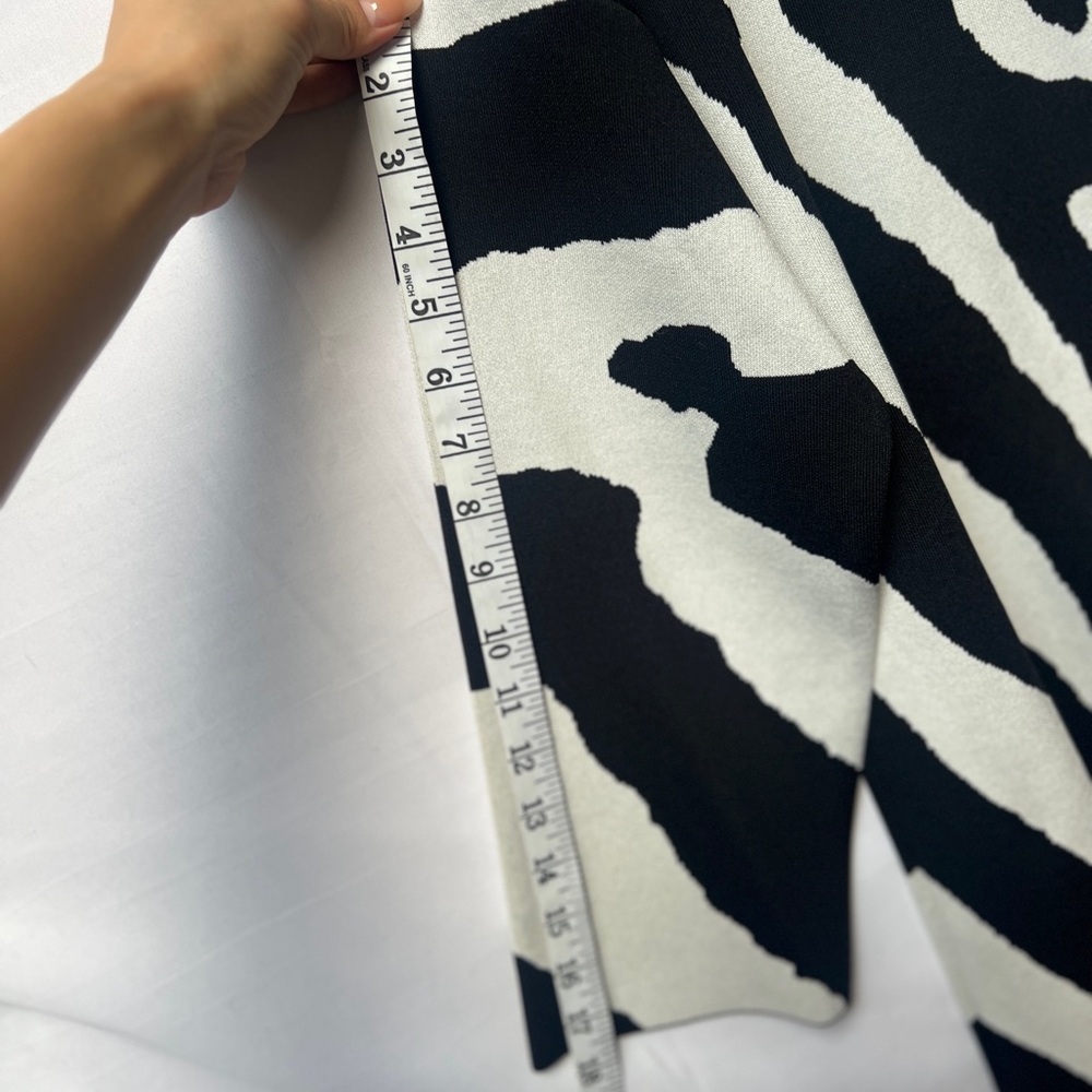 Carolina Herrera Black and White Zebra Print Dress L - Picture 13 of 16